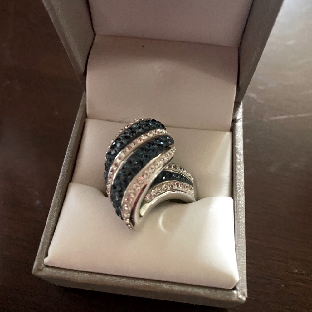 Blue diamond ring size 7